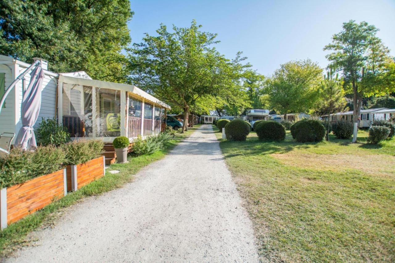 Hotel Camping Royal Ocean Saint-Sulpice-de-Royan Exterior foto